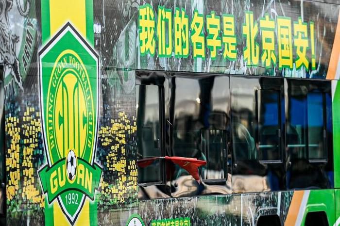 据米兰跟队记者隆戈报道，米兰有意在一月份引进吉拉西，以补强锋线。